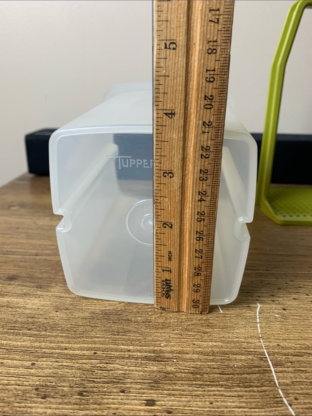 Vintage Tupperware 3 Piece Pickle Keeper w/ Strainer & Lid 1330-12 Clear - Picture 10 of 11